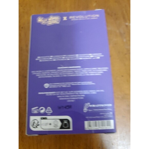 Makeup Revolution x Willy Wonka ~ Golden Egg Highlighter ~ I Want It Now ~ BNIB - Picture 3 of 6